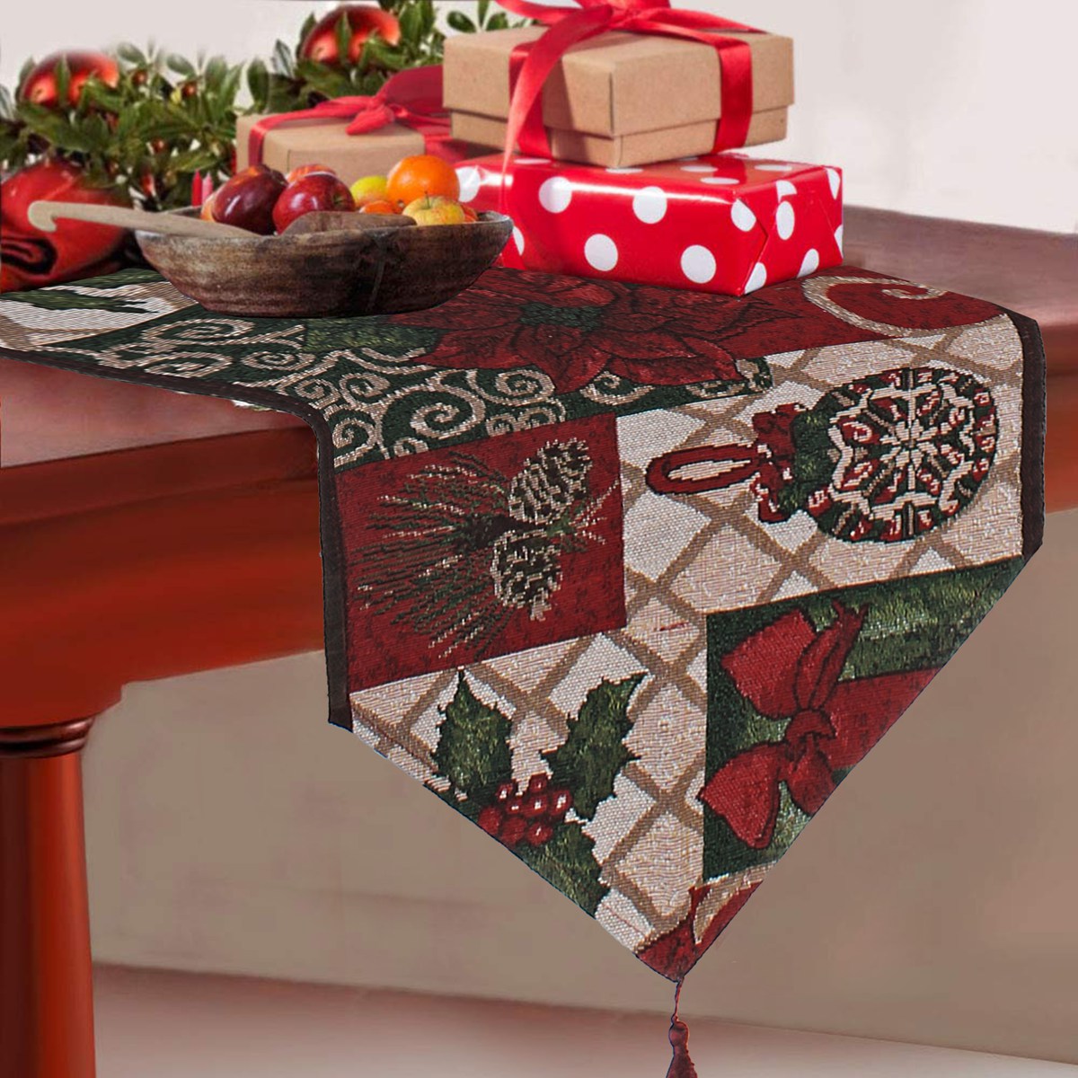 Table Runner Close-up